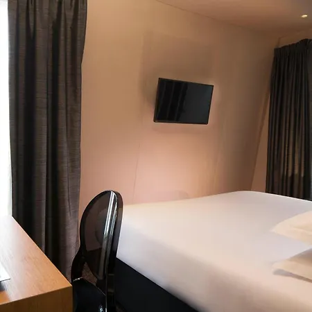 Western Quartier Latin Pantheon Hotel 3*